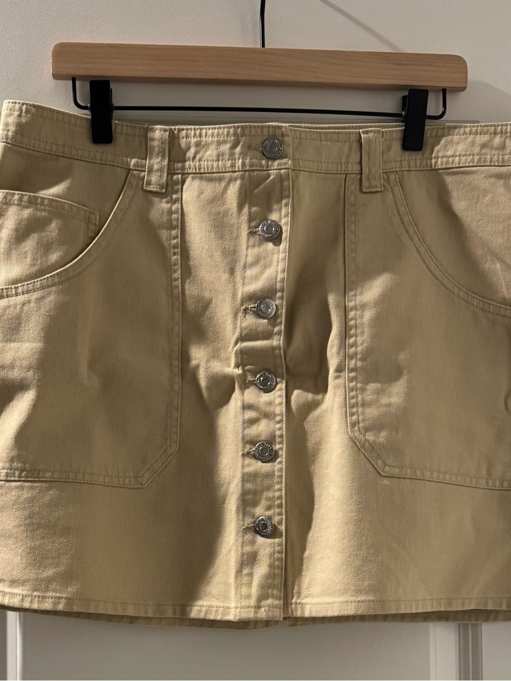 Old Navy Beige Button-Front Mini Skirt